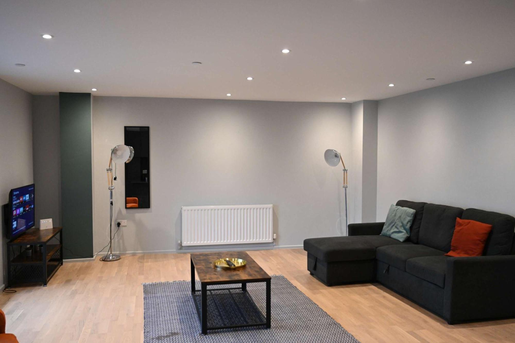 Elegant 2-bed In The Heart Of Apartamento