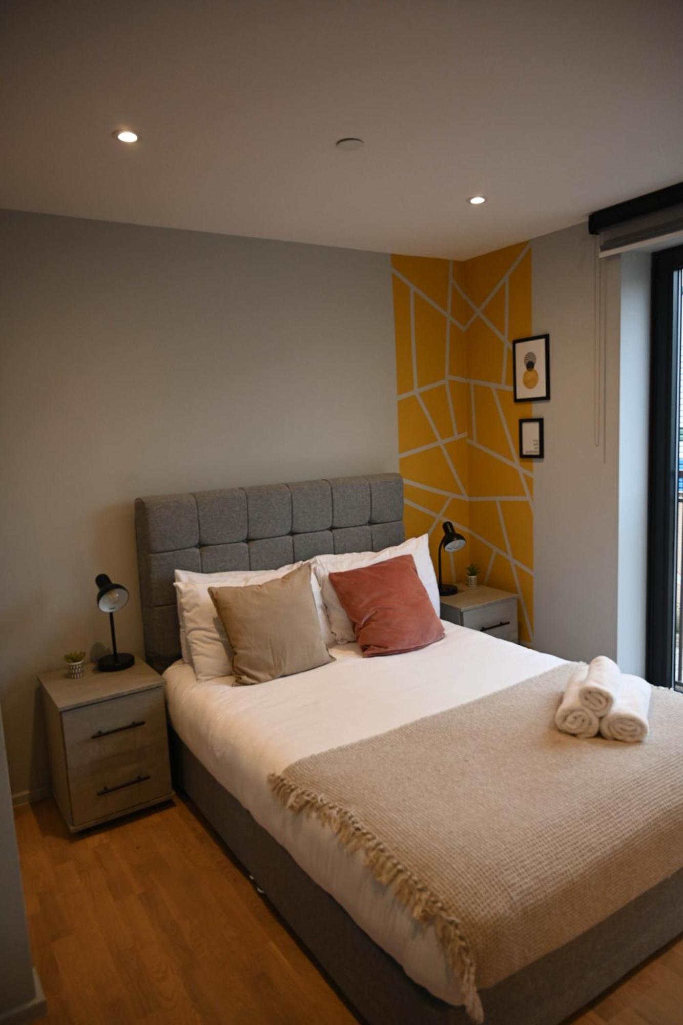 Elegant 2-bed In The Heart Of Apartamento *