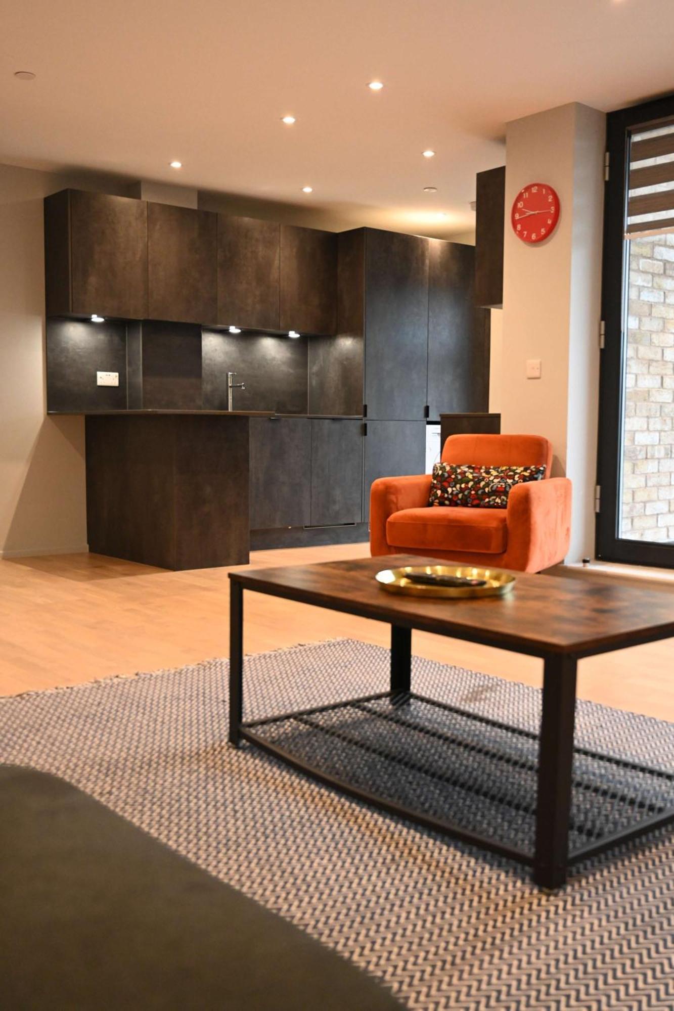 Apartamento Elegant 2-bed In The Heart Of